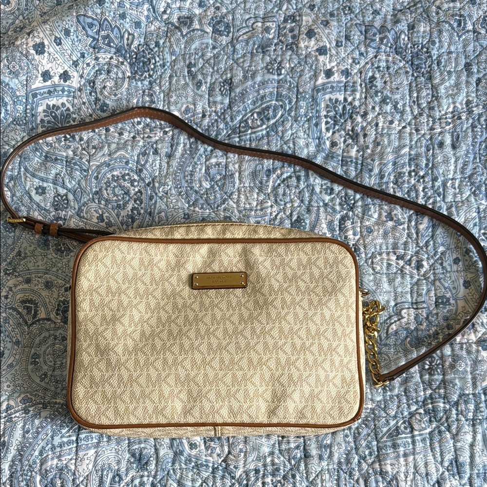 Michael Kors Cream Crossbody Bag